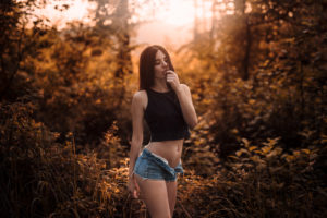 sunset, západ slnka, dievča, girl, art, emotion, feel, glamour, body, sexy, nature, summer, hot, spring, gentle, fine